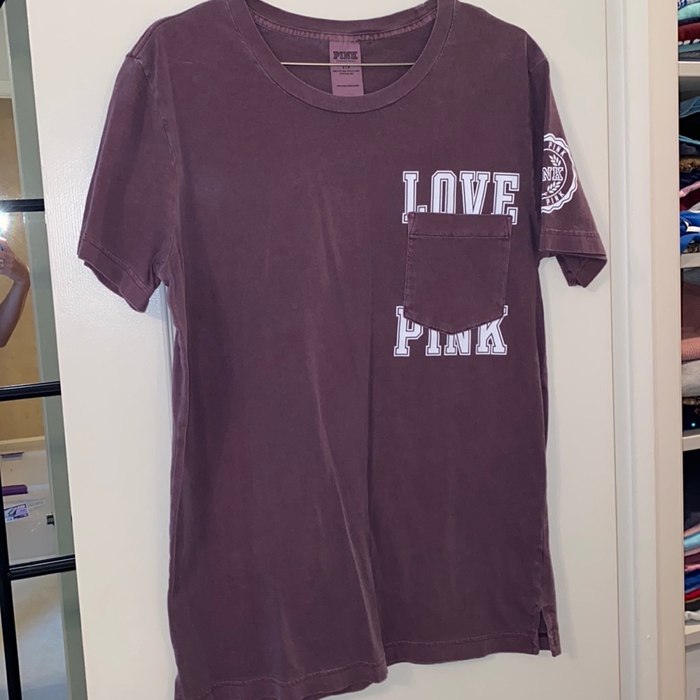 VS PINK purple tee. Size small. Good condition